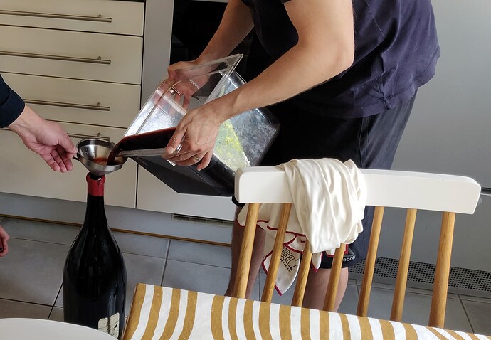 decanting