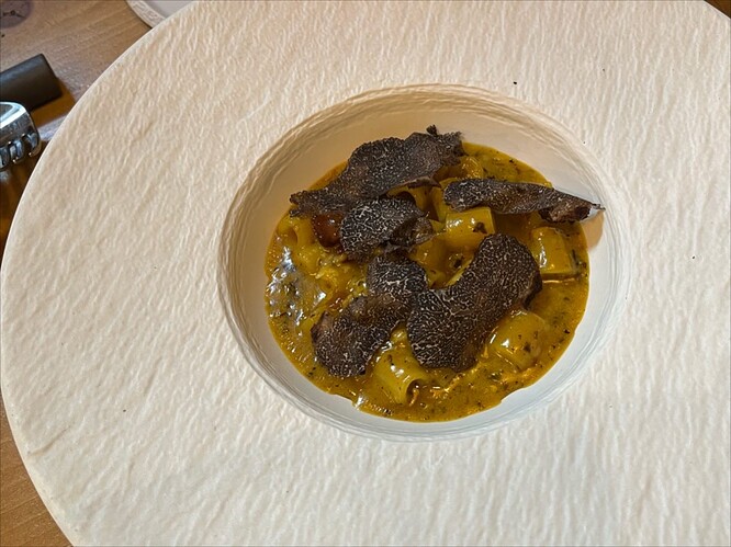 B8E834EB-08F8-468F-A5BD-4CED9D3F5EF3