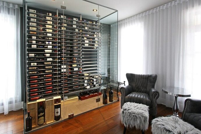 cave-à-vins-dans-le-bureau-min.jpg