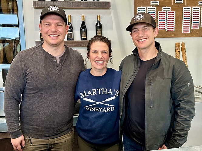 13 Edio - siblings Peter Delfino, Christine Noonan, derek Delfino