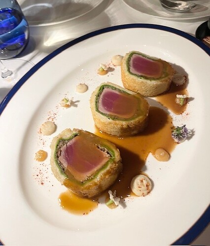 tuna wellington