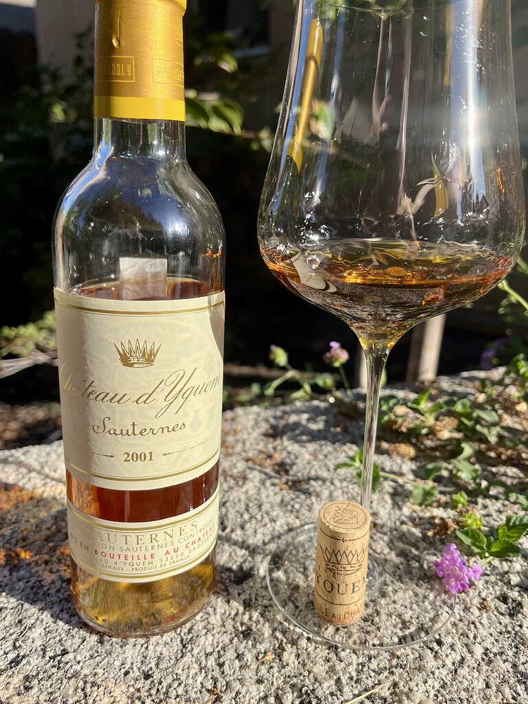 TN: 2001 Château d'Yquem (France, Bordeaux, Sauternais, Sauternes