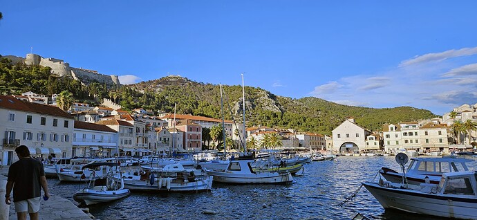 03_14hvar