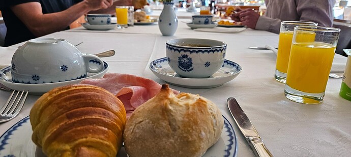 03_breakfast