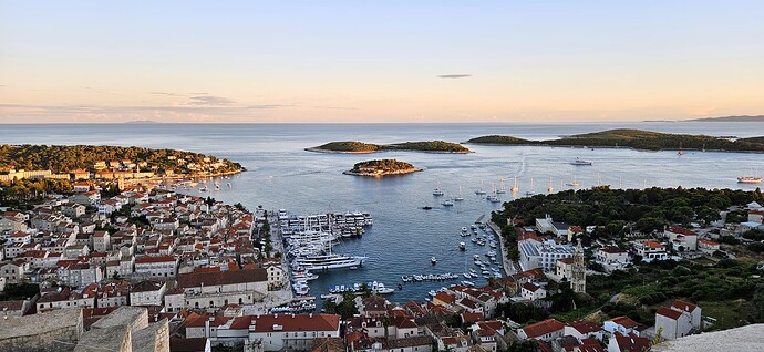 03_16hvar