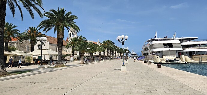 02_04trogir
