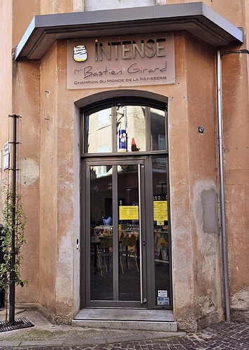 06-01_tournon