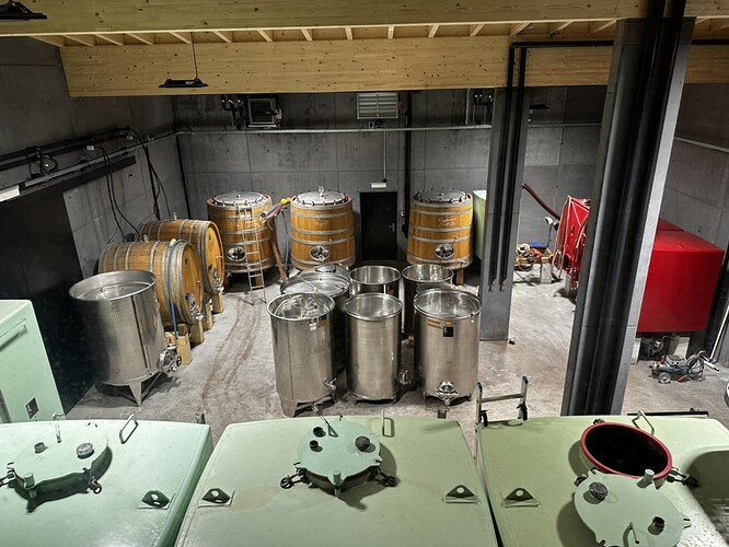 DFADC12C-9464-454D-A762-3C0BC5C6A553_1_105_c