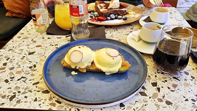 05_01breakfast