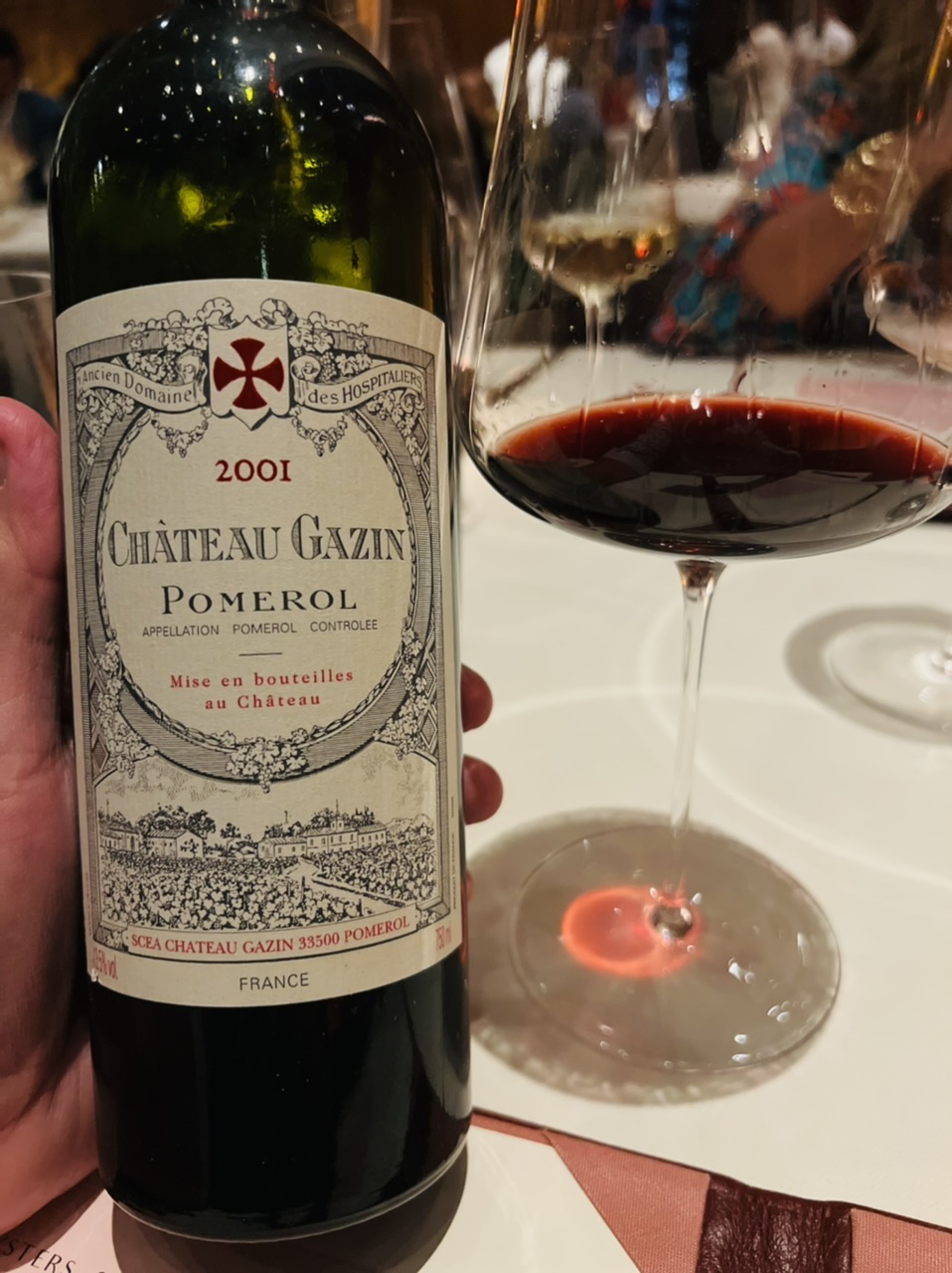 m*z様 CHATEAU DE POMMARD 2001 赤ワイン Grand Vin de Château de Pommard 2014, 75cl | Costco UK