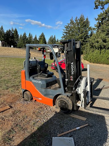Saul gets the forklift stuck