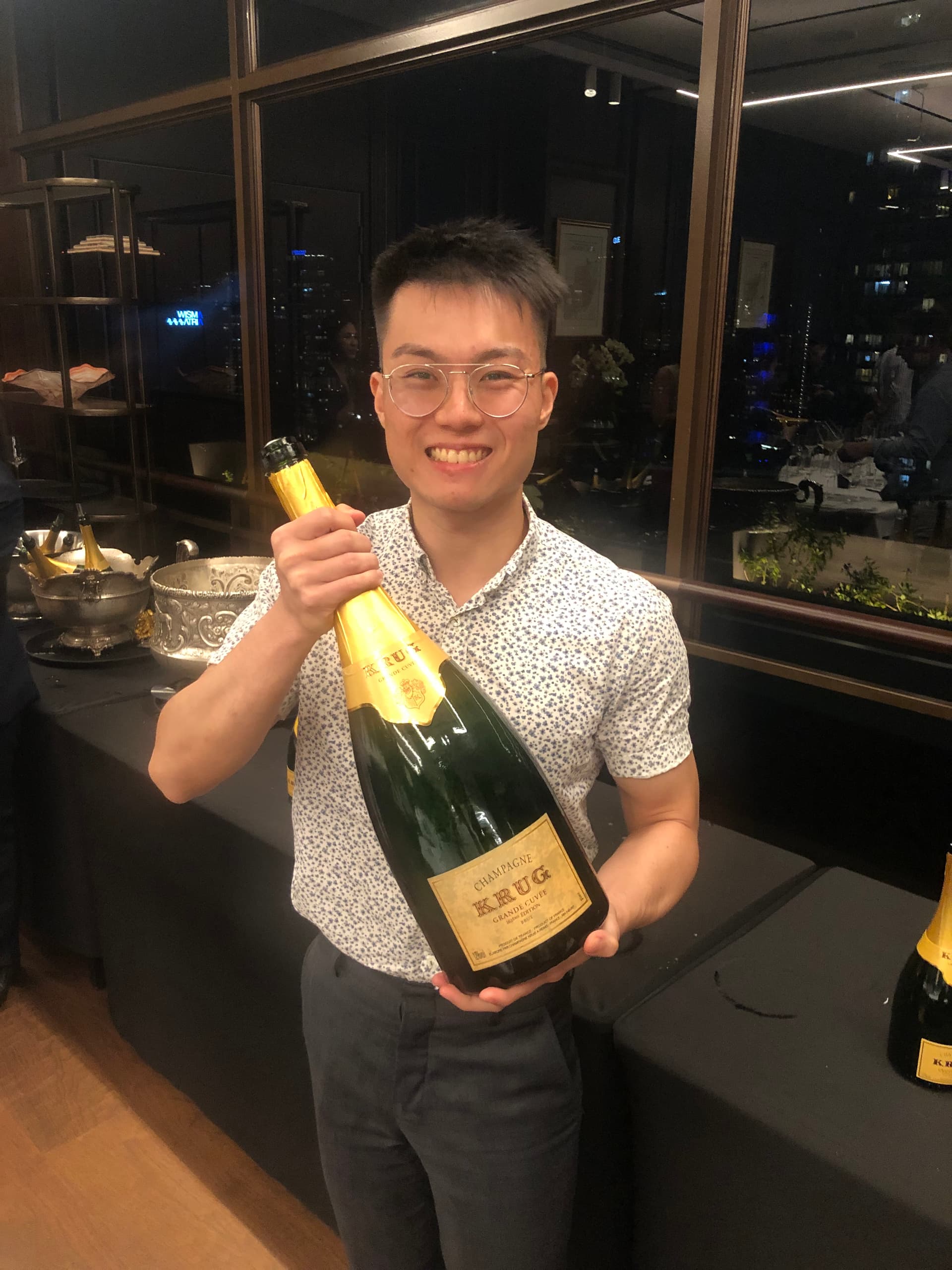 3 BOTTLES = 1,400 $ 😮 MASTER OF WINE Tastes KRUG Champagne 