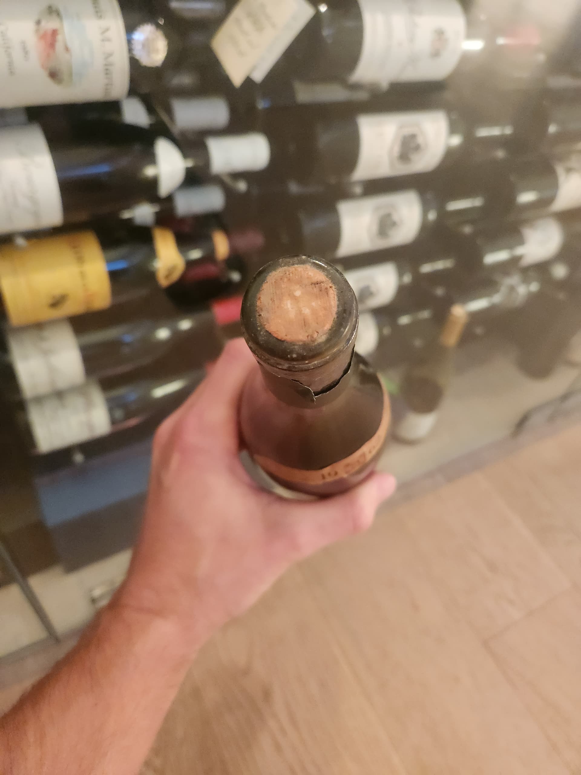 TN: 1962 Chateau Des Jacques, Moulin-A-Vent. SPEECHLESS