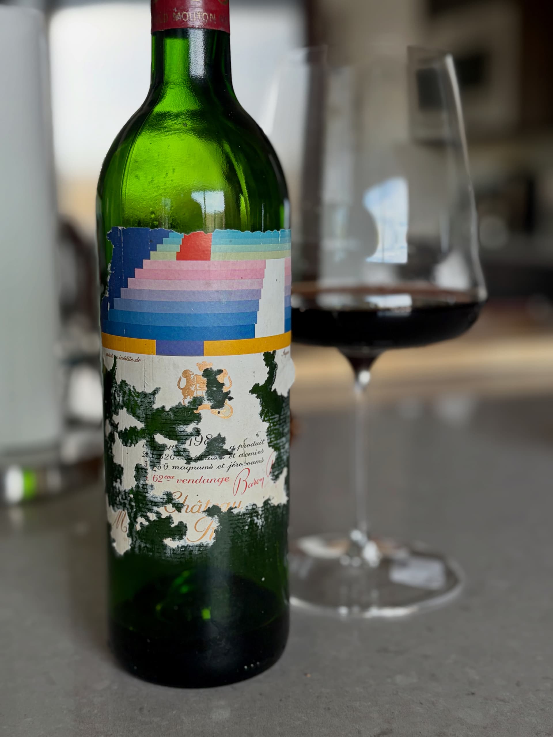Château Mouton Rothschild 1984 750ml 未開栓 1984 Château Mouton Rothschild - CellarTracker