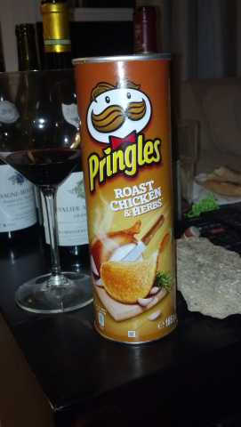 Roasted Chicken + Herbs Pringles.jpg