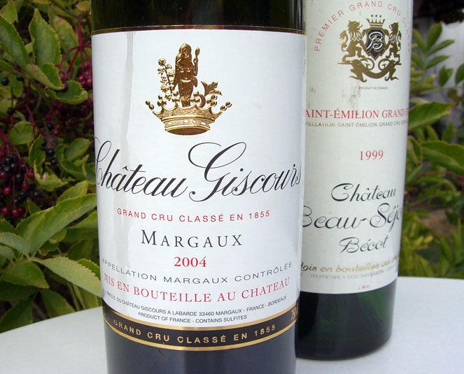 2004Giscours 1999Beau-Séjour Bécot.jpg