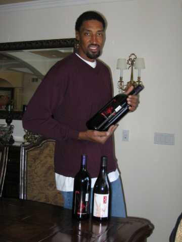 scottie pippen holding double mag 2.jpg