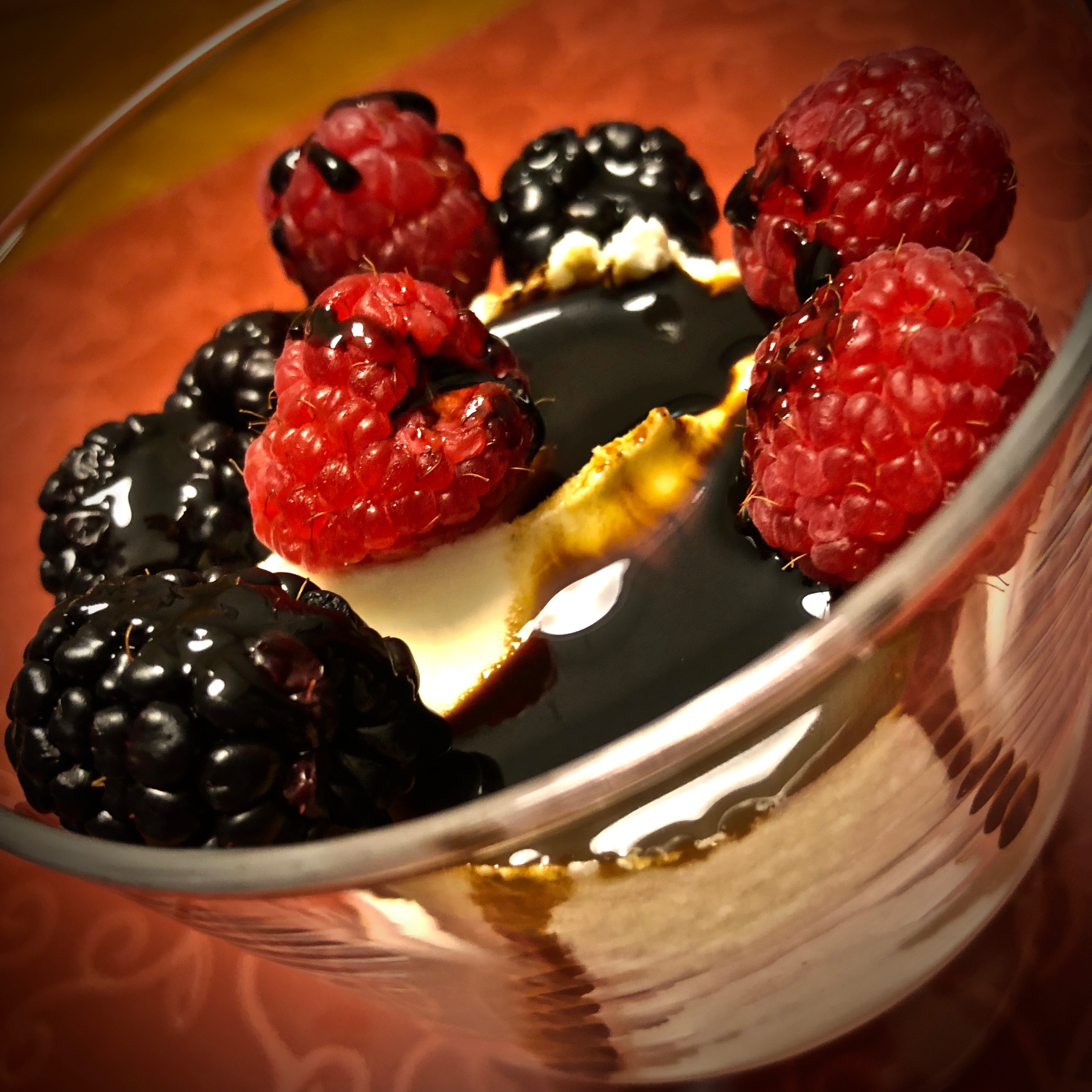 vanilla ice cream with balsamic and berries.jpg