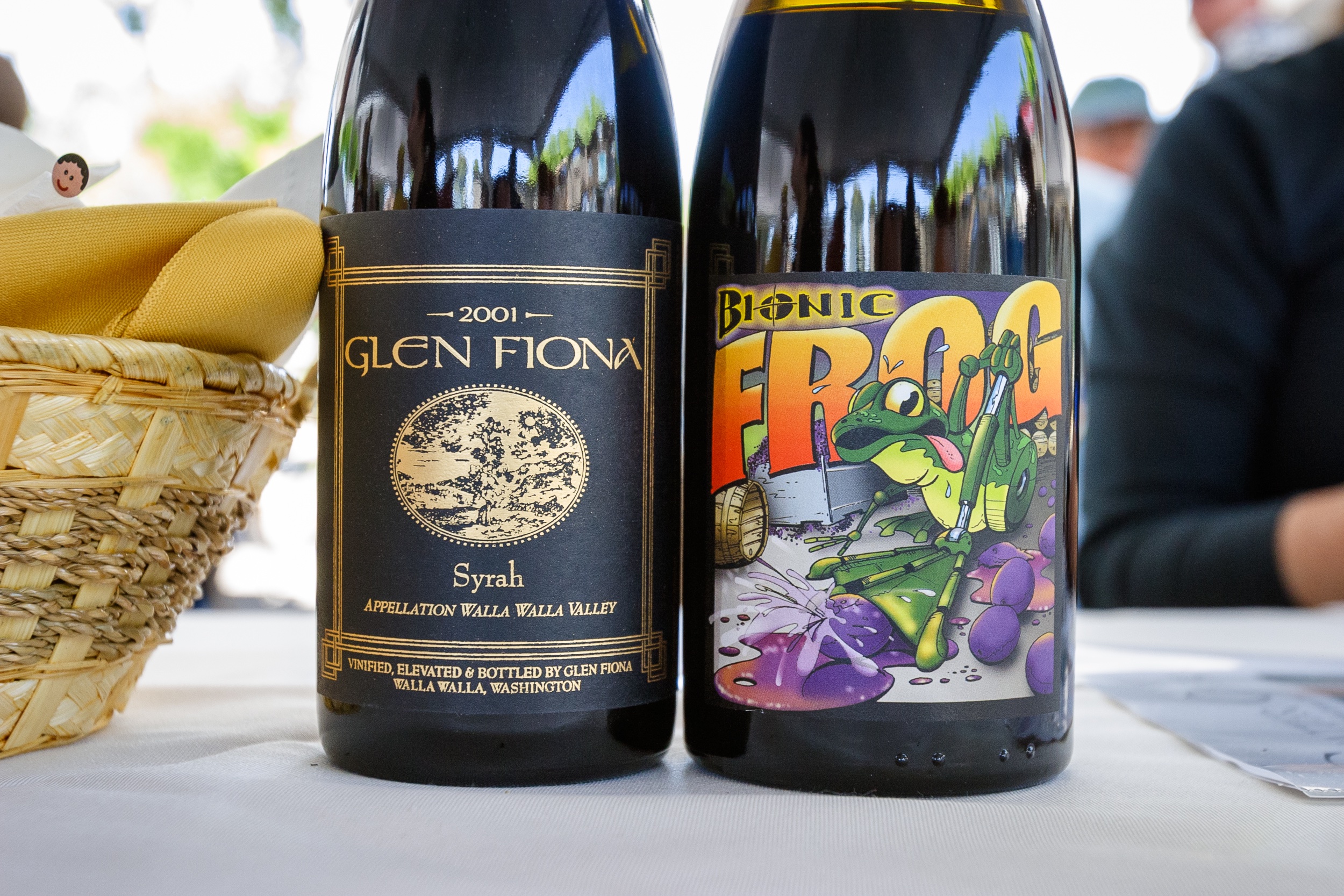 HdR_2004_lunch_wines.jpg