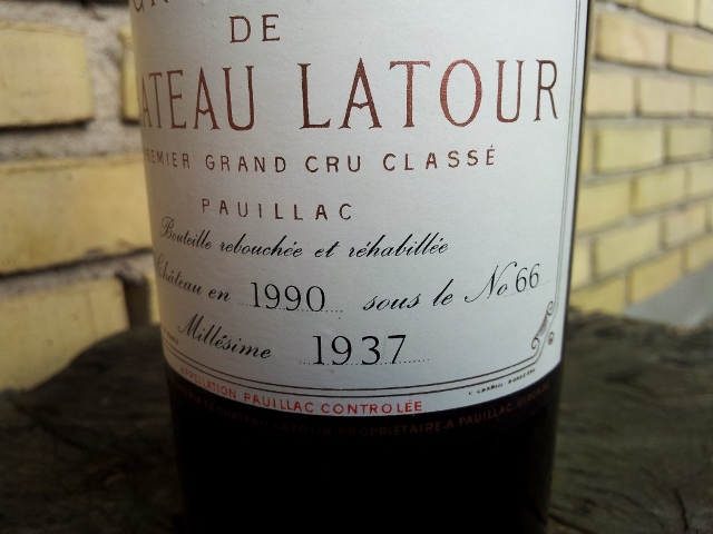 1937 Latour new cork and label 1990 .jpg