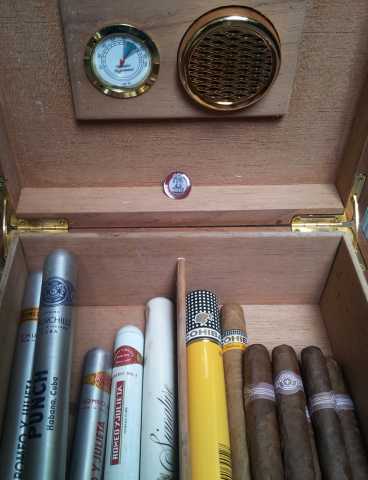 Little humidor.jpg